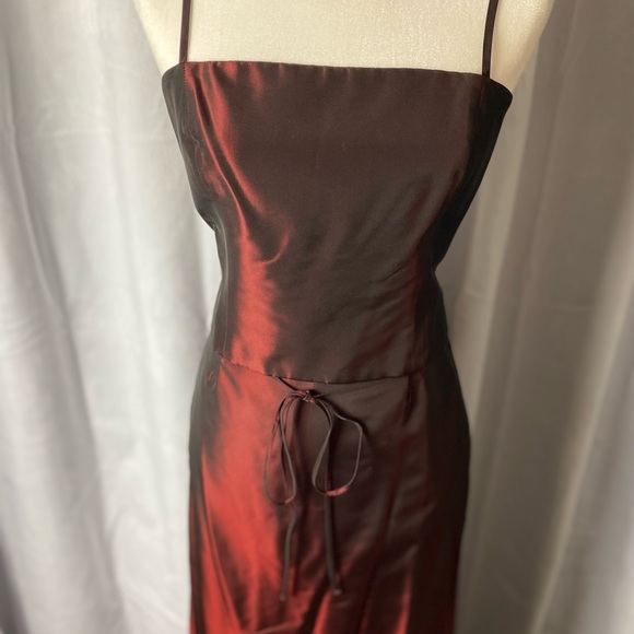 LAUNDRY two piece formal dress. - Picture 3 of 13